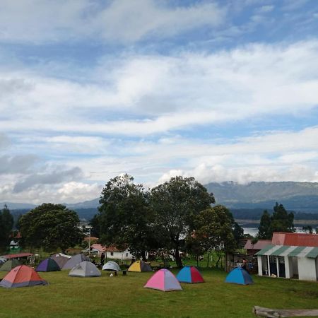 Camping Las Acacias 瓜塔维塔 外观 照片