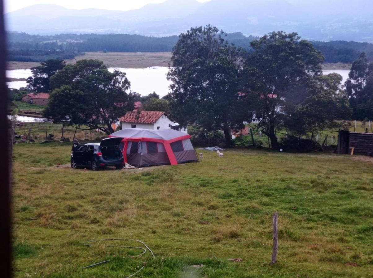 Camping Las Acacias 瓜塔维塔 外观 照片
