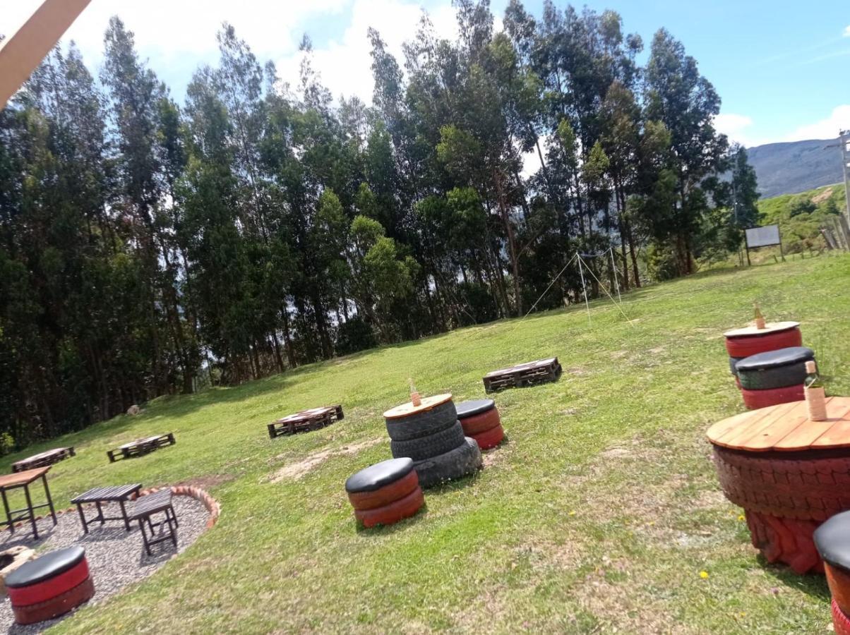 Camping Las Acacias 瓜塔维塔 外观 照片