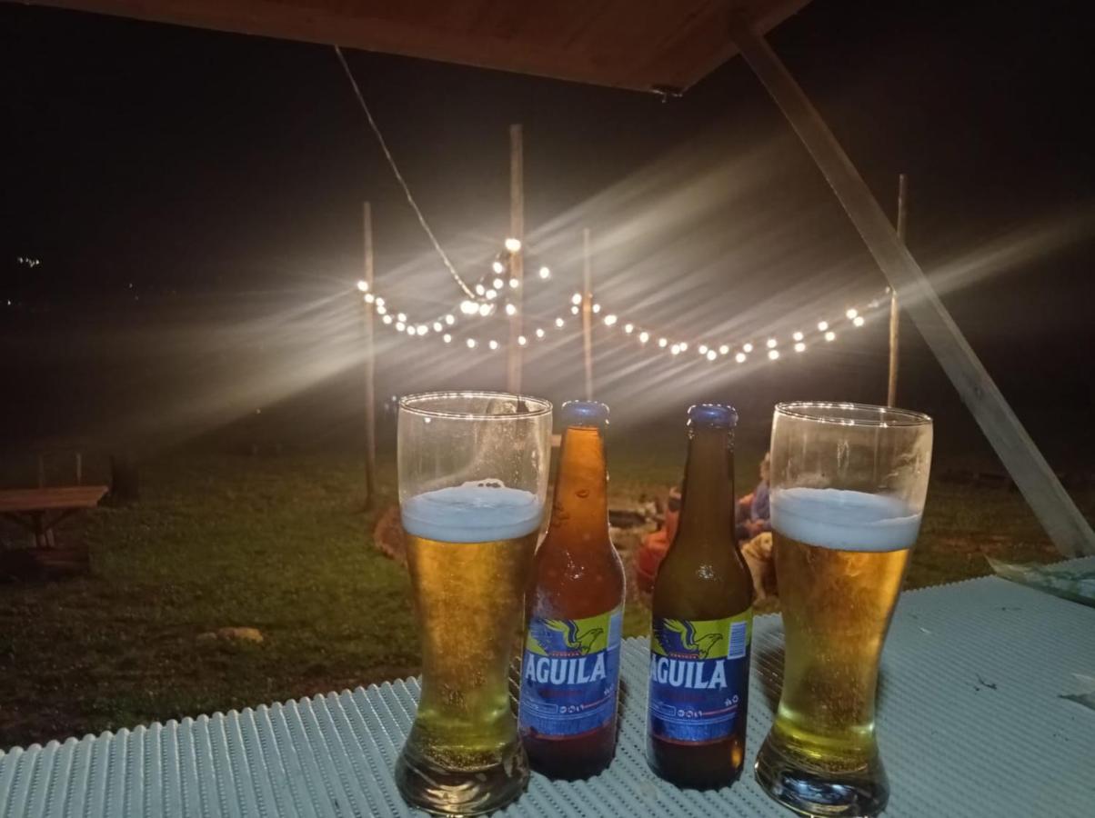 Camping Las Acacias 瓜塔维塔 外观 照片