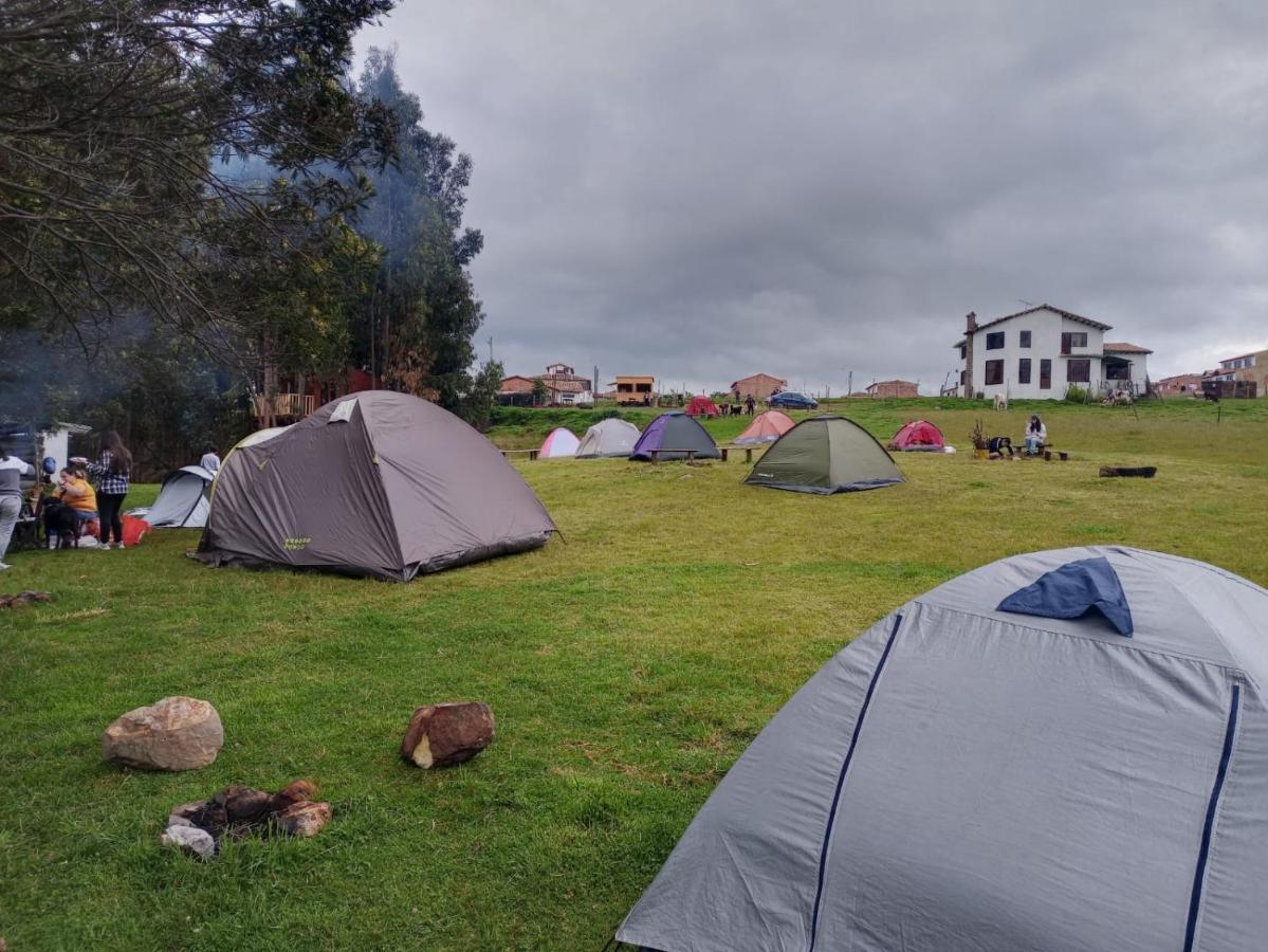 Camping Las Acacias 瓜塔维塔 外观 照片