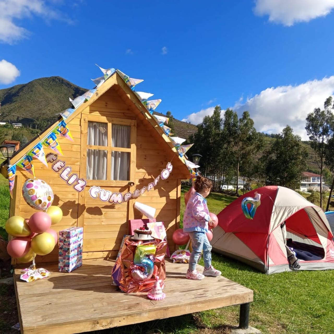 Camping Las Acacias 瓜塔维塔 外观 照片